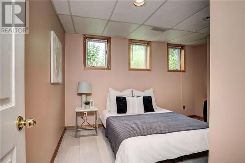 1189 Leedale Avenue, Greater Sudbury, ON - Indoor Photo Showing Bedroom