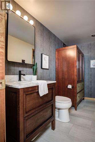 1189 Leedale Avenue, Greater Sudbury, ON - Indoor Photo Showing Bathroom