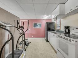 Kitchenette - 