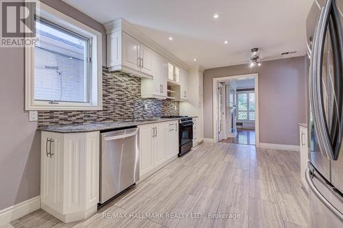 14 Crescentwood Road, Toronto, ON - Indoor Photo Showing Kitchen With Upgraded Kitchen