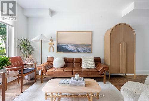 152 Rhodes Avenue, Toronto, ON - Indoor Photo Showing Living Room