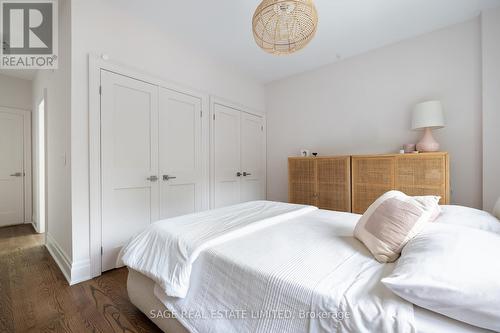 152 Rhodes Avenue, Toronto, ON - Indoor Photo Showing Bedroom