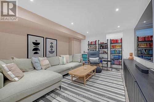 152 Rhodes Avenue, Toronto, ON - Indoor Photo Showing Living Room