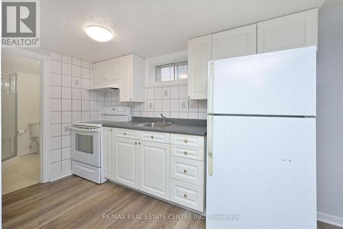 116 Burbank Crescent, Orangeville, ON - Indoor Photo Showing Kitchen