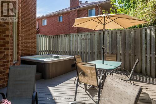 224 Livingstone Street W, Barrie, ON - Outdoor With Deck Patio Veranda With Exterior