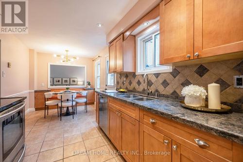 4152 Wheelwright Crescent, Mississauga, ON - Indoor Photo Showing Kitchen With Double Sink