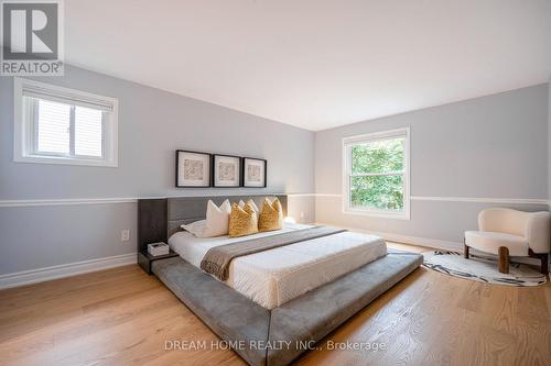 4152 Wheelwright Crescent, Mississauga, ON - Indoor Photo Showing Bedroom