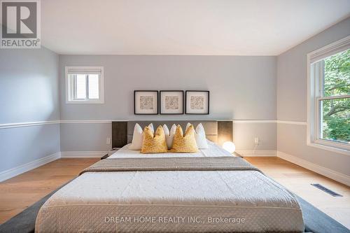 4152 Wheelwright Crescent, Mississauga, ON - Indoor Photo Showing Bedroom