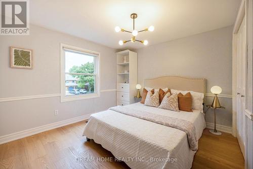 4152 Wheelwright Crescent, Mississauga, ON - Indoor Photo Showing Bedroom