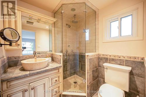 4152 Wheelwright Crescent, Mississauga, ON - Indoor Photo Showing Bathroom