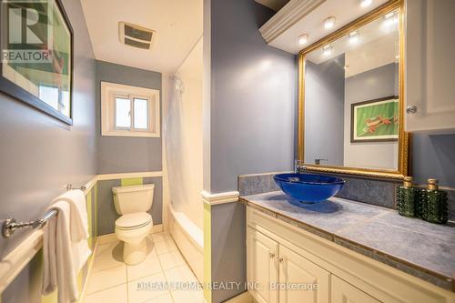 4152 Wheelwright Crescent, Mississauga, ON - Indoor Photo Showing Bathroom