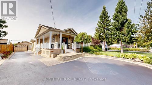 516 Mayzel Road, Burlington, ON - Outdoor With Facade