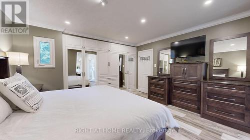 516 Mayzel Road, Burlington, ON - Indoor Photo Showing Bedroom