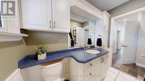 516 Mayzel Road, Burlington, ON - Indoor Photo Showing Bathroom