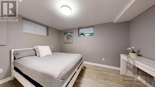 516 Mayzel Road, Burlington, ON - Indoor Photo Showing Bedroom