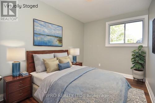 1420 Chalice Crescent, Mississauga, ON - Indoor Photo Showing Bedroom