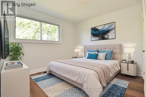 1420 Chalice Crescent, Mississauga, ON - Indoor Photo Showing Bedroom