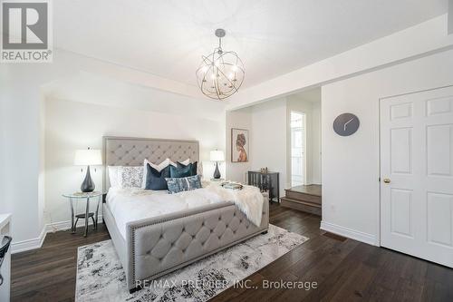 37 Furrows End, Brampton, ON - Indoor Photo Showing Bedroom