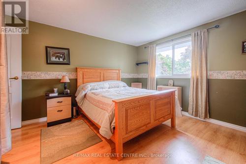 14 Lewis Crescent, Kitchener, ON - Indoor Photo Showing Bedroom