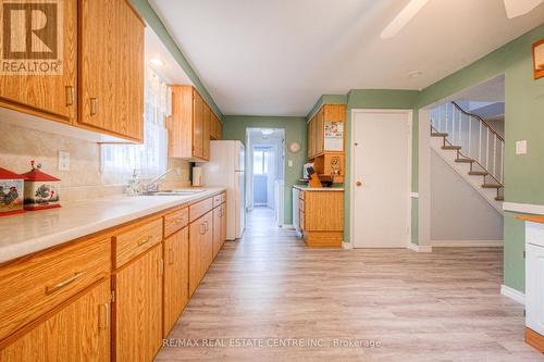 14 Lewis Crescent, Kitchener, ON - Indoor Photo Showing Kitchen With Double Sink