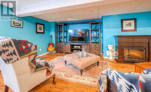 14 Lewis Crescent, Kitchener, ON - Indoor Photo Showing Living Room With Fireplace