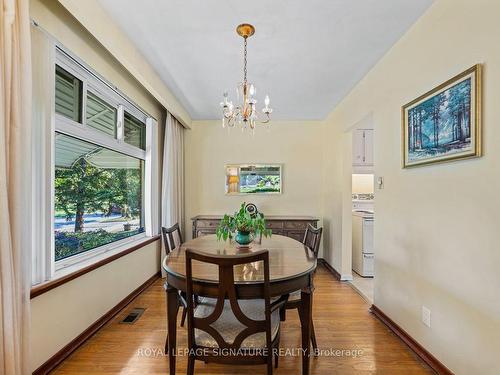 15 Sandwell Dr, Toronto, ON - Indoor Photo Showing Dining Room