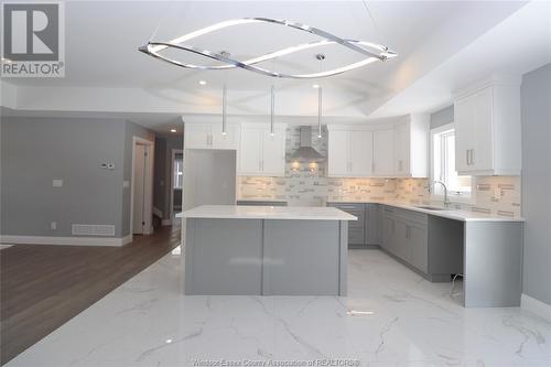 4414 Belmont, Comber, ON - Indoor Photo Showing Kitchen With Upgraded Kitchen