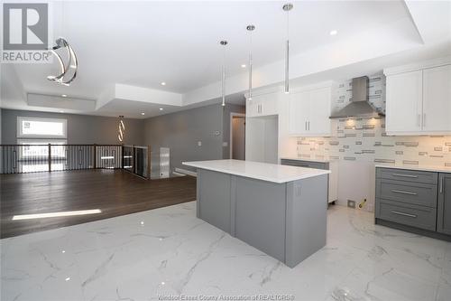 4414 Belmont, Comber, ON - Indoor Photo Showing Kitchen With Upgraded Kitchen