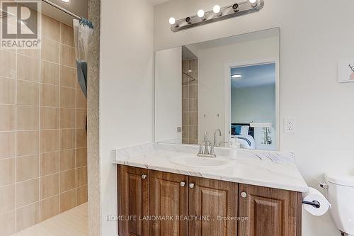 166 Sutherland Avenue, Bradford West Gwillimbury, ON - Indoor Photo Showing Bathroom