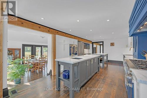 15391 Mount Hope Road, Caledon, ON - Indoor Photo Showing Kitchen