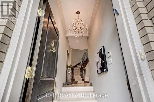 13 Balmoral Avenue, Toronto, ON - Indoor Photo Showing Other Room