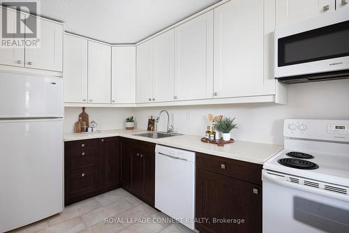 507 - 541 Blackthorn Avenue, Toronto, ON - Indoor Photo Showing Kitchen