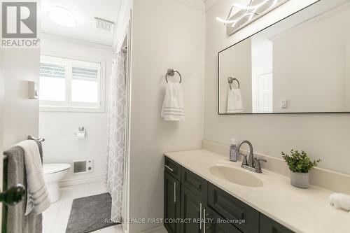 371 Tallwood Drive, Orillia, ON - Indoor Photo Showing Bathroom