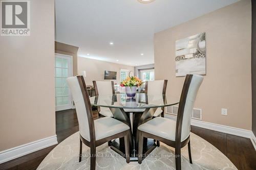 39 - 2022 Atkinson Drive, Burlington, ON - Indoor Photo Showing Dining Room