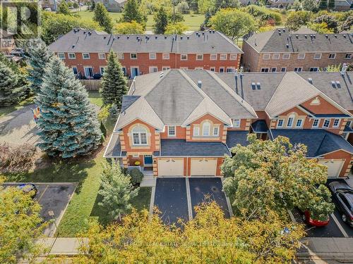 39 - 2022 Atkinson Drive, Burlington, ON - Outdoor With Facade