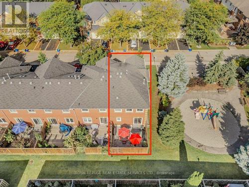 39 - 2022 Atkinson Drive, Burlington, ON - Outdoor With View