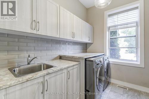 13 Old Mill Lane, Niagara-On-The-Lake, ON - Indoor Photo Showing Laundry Room