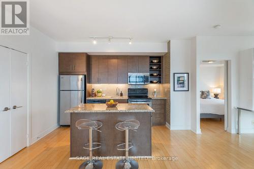 1706 - 112 George Street, Toronto, ON - Indoor Photo Showing Kitchen