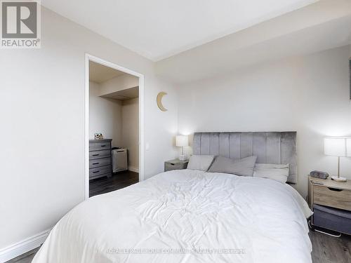 1017 - 2460 Eglinton Avenue E, Toronto, ON - Indoor Photo Showing Bedroom