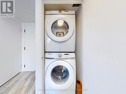 1017 - 2460 Eglinton Avenue E, Toronto, ON - Indoor Photo Showing Laundry Room