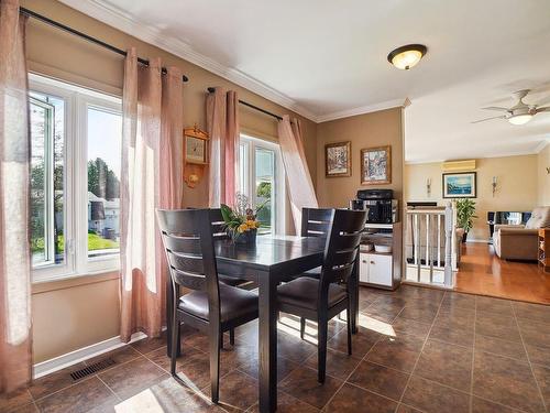 Kitchen - 5330 Rue Berthier, Longueuil (Saint-Hubert), QC - Indoor Photo Showing Dining Room