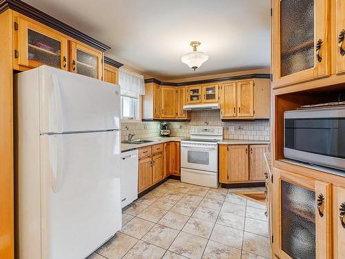 Kitchen - 224 Rue St-Vallier, Granby, QC - Indoor Photo Showing Kitchen