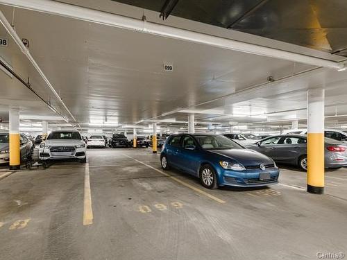 Parking - 511-4450 Prom. Paton, Laval (Chomedey), QC - Indoor Photo Showing Garage