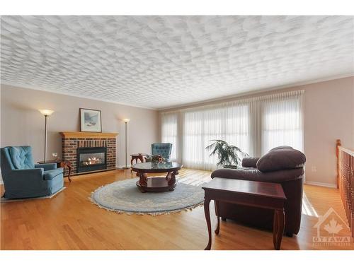 10 Carleton Cathcart Street, Stittsville, ON 