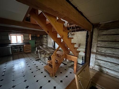 Staircase - 624 Rue Principale, Saint-Paul-De-L'Île-Aux-Noix, QC - Indoor Photo Showing Other Room