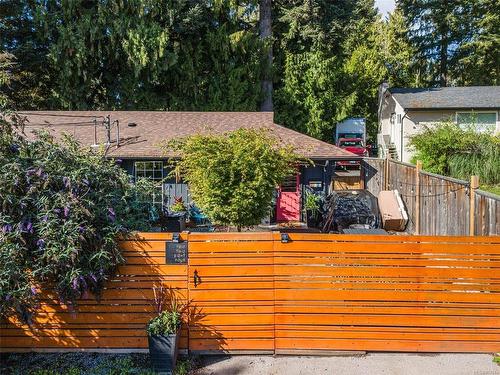 2284 Bellamy Rd, Langford, BC - Outdoor