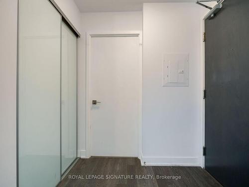 1401-20 Minowan Miikan Lane, Toronto, ON - Indoor Photo Showing Other Room