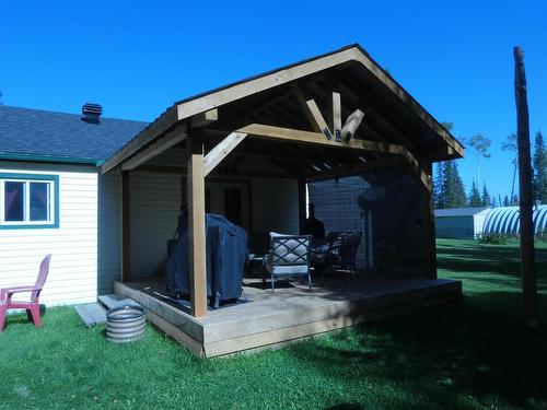 153 Hwy 584, Nakina, ON - Outdoor With Exterior