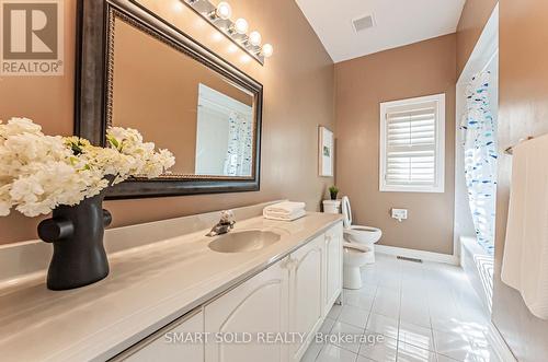 47 Springbrook Drive, Richmond Hill, ON - Indoor Photo Showing Bathroom