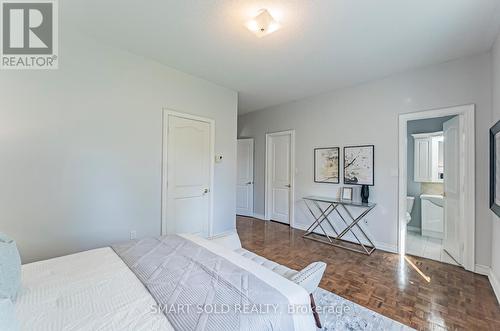 47 Springbrook Drive, Richmond Hill, ON - Indoor Photo Showing Bedroom